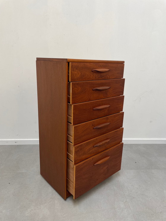 Image 1 of Austinsuite chest of drawers