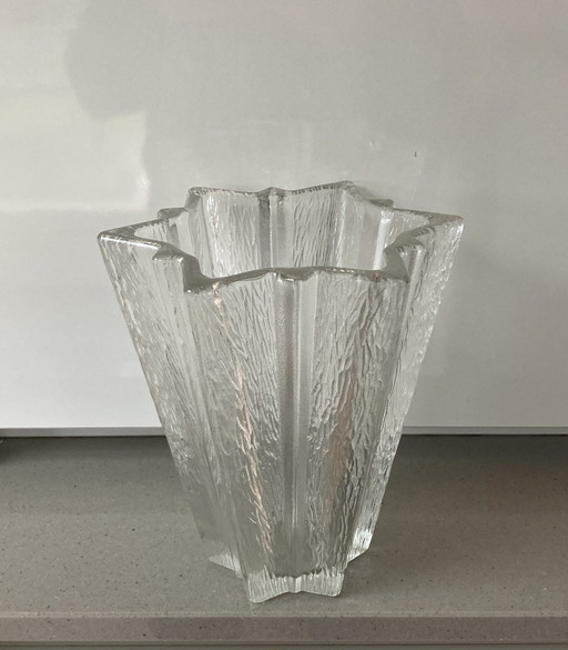 Art Deco vase star Pierre D'Avesn