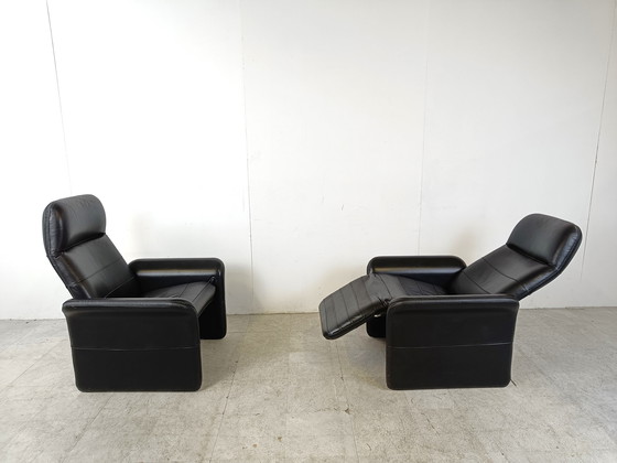 Image 1 of 2x Fauteuils inclinables en cuir noir vintage