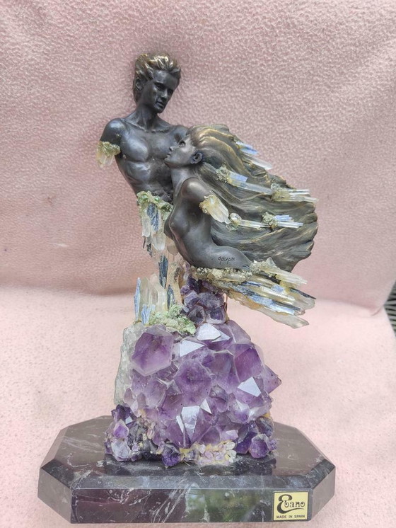 Image 1 of Ebano bronze loving couple on amethyest and quartz