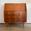 Segretaria retrò vintage di metà secolo