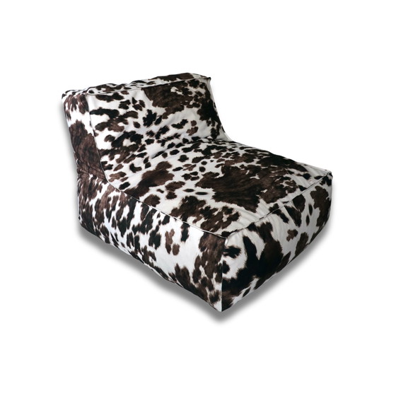 Image 1 of Fade Lounge Chair