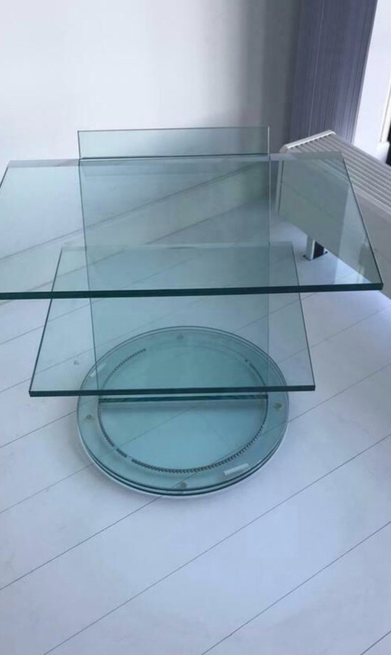 Image 1 of Design glass TV table