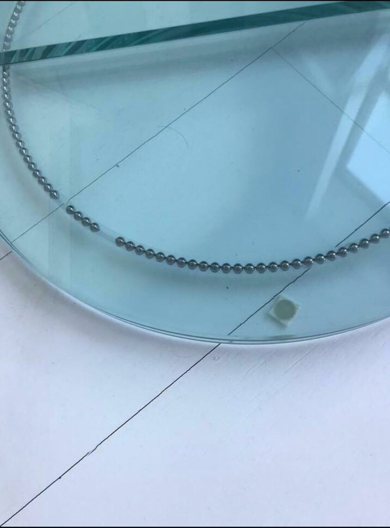 Image 1 of Design glass TV table