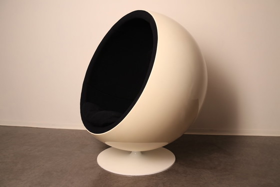 Image 1 of Iconic ball chair by Eero Aarnio for Adelta - Finland - 1980's