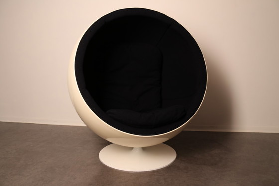 Image 1 of Iconic ball chair by Eero Aarnio for Adelta - Finland - 1980's