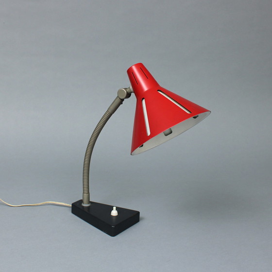 Image 1 of H. T. J. A. Busquet (1914-1977) Lampe de bureau de la série Sun pour Hala Zeist, marquée