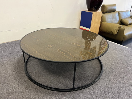 Image 1 of Neat Pode Gloss coffee table