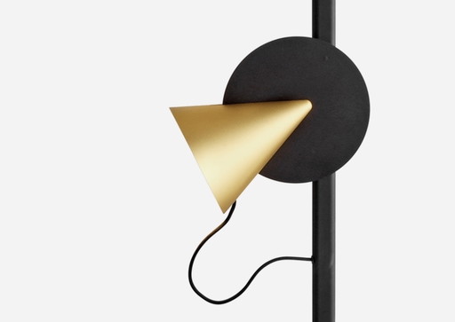 Leolux Qone floor lamp