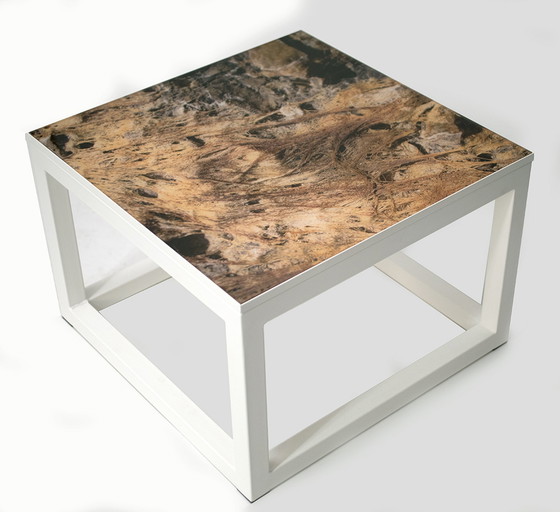 Image 1 of Table / table d'appoint unique avec photo sur acrylique