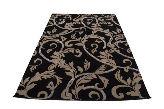 Image 1 of House of Rugs Elegance rug