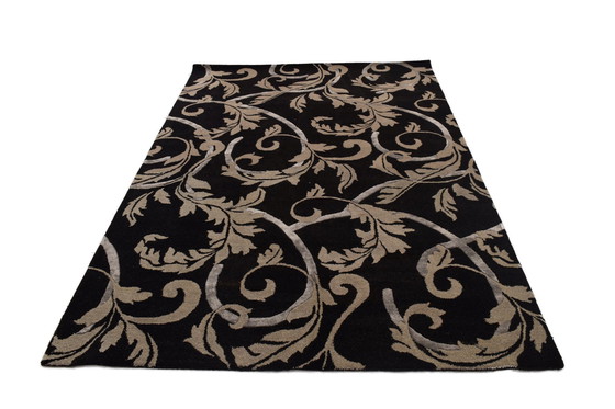 Image 1 of House of Rugs Elegance rug