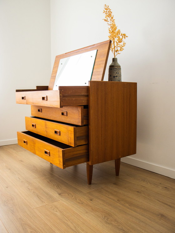Image 1 of Commode danoise vintage avec miroir de courtoisie intégré