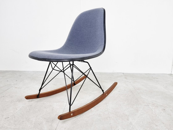 Image 1 of Fauteuil à bascule Eames vintage pour Herman Miller, 1970