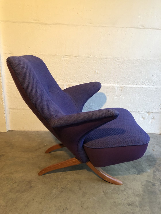 Image 1 of Chaise Artifort Pinguin par Theo Ruth