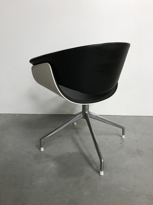 B&B Italia Sina bucket chair