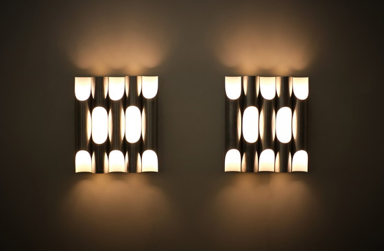 Image 1 of 2x Raak Fuga wall lamps