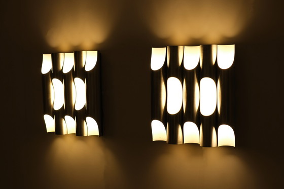 Image 1 of 2x Raak Fuga wall lamps