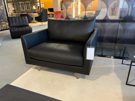 Image 1 of Montis Axel sofa 1.5 seater black leather