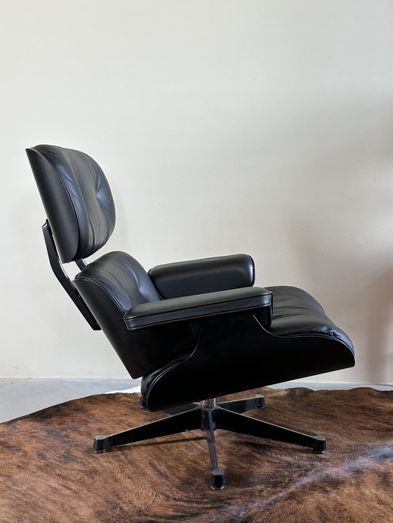 Image 1 of Vitra Eames Lounge Chair & Ottoman