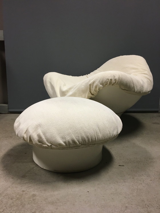 Image 1 of Mario Brunu chair + ottoman