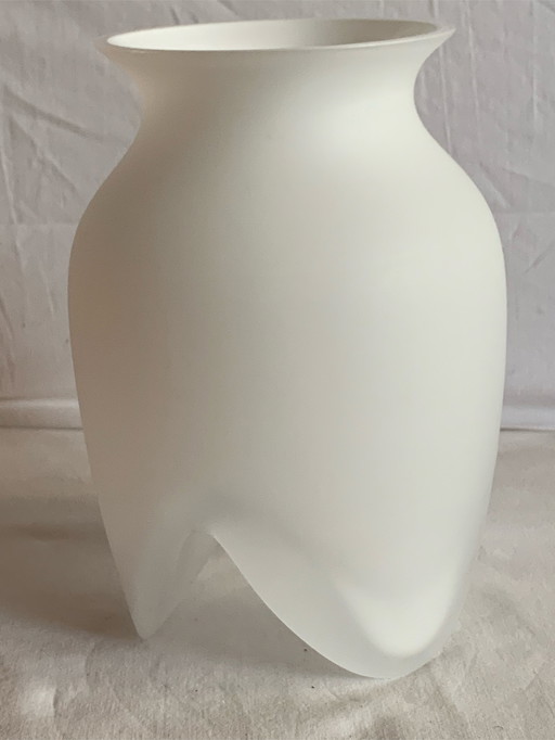 Rosendahl Lin Utzon Opaline Vase