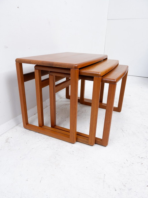 Ensemble de 3 tables d'appoint Vildbjerg, Danemark