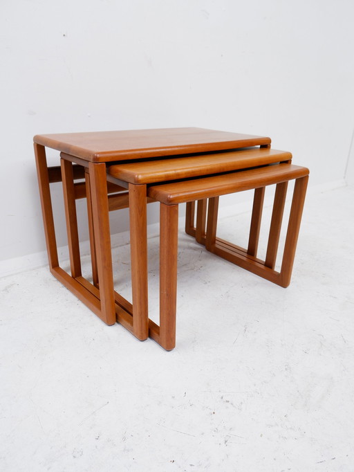 Ensemble de 3 tables d'appoint Vildbjerg, Danemark