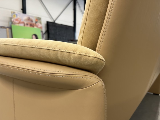 Image 1 of Leolux 2.5 seater sofa Alcantara Leather 