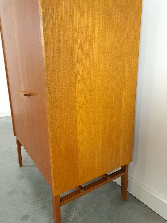 Image 1 of Placage design armoire vintage Mezulanik, lumière, armoire