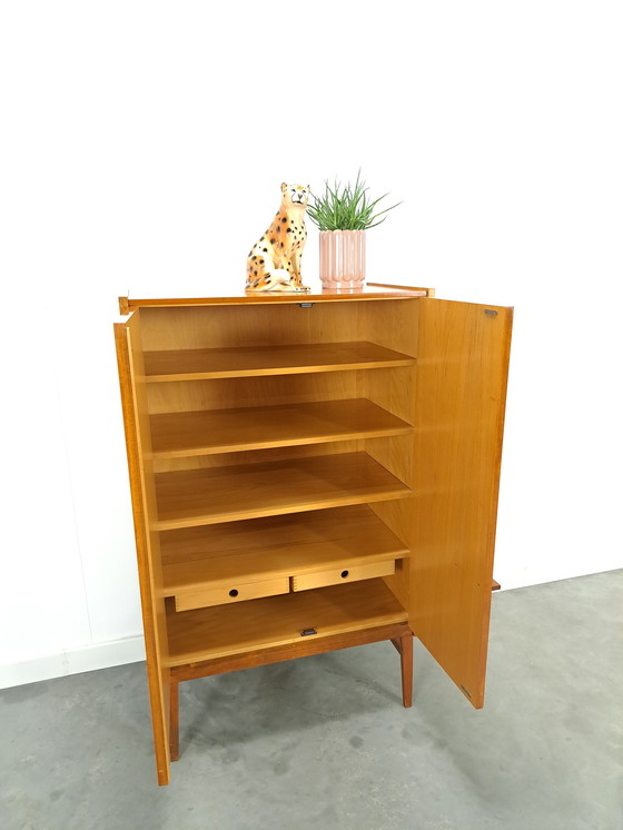 Image 1 of Placage design armoire vintage Mezulanik, lumière, armoire