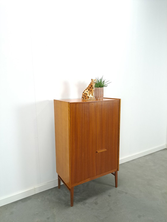 Image 1 of Placage design armoire vintage Mezulanik, lumière, armoire