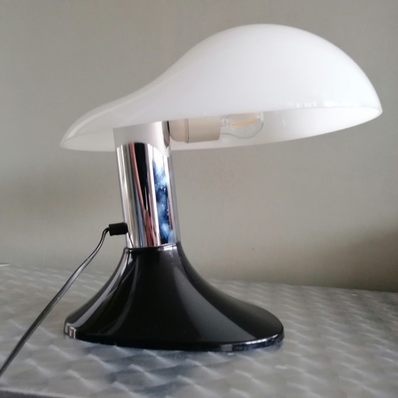 Image 1 of Harvey Guzzini Cobra table lamp