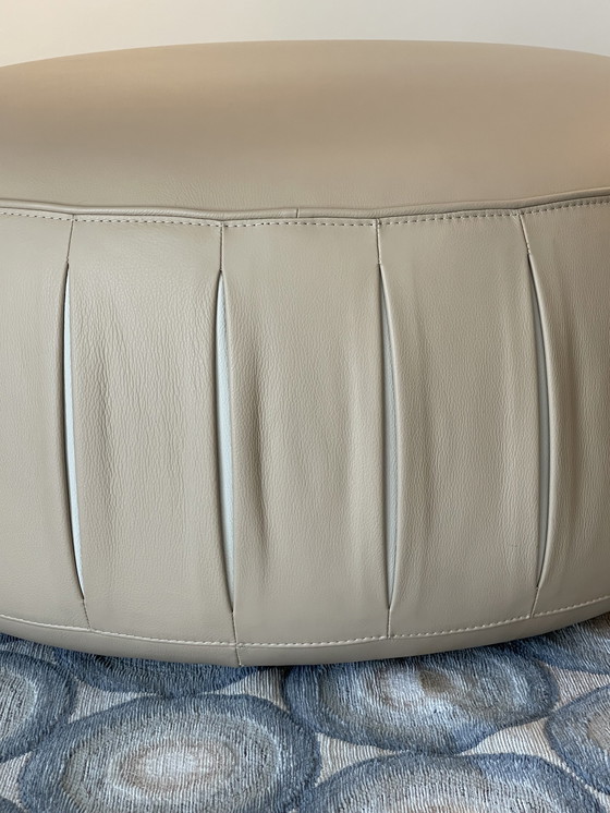 Image 1 of Leolux footstool Capri