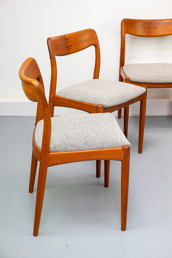 Image 1 of 6 sedie da pranzo in teak e lana di Johannes Andersen per Uldum