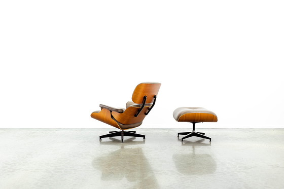 Image 1 of Eames lounge chair+ ottoman 80's edition