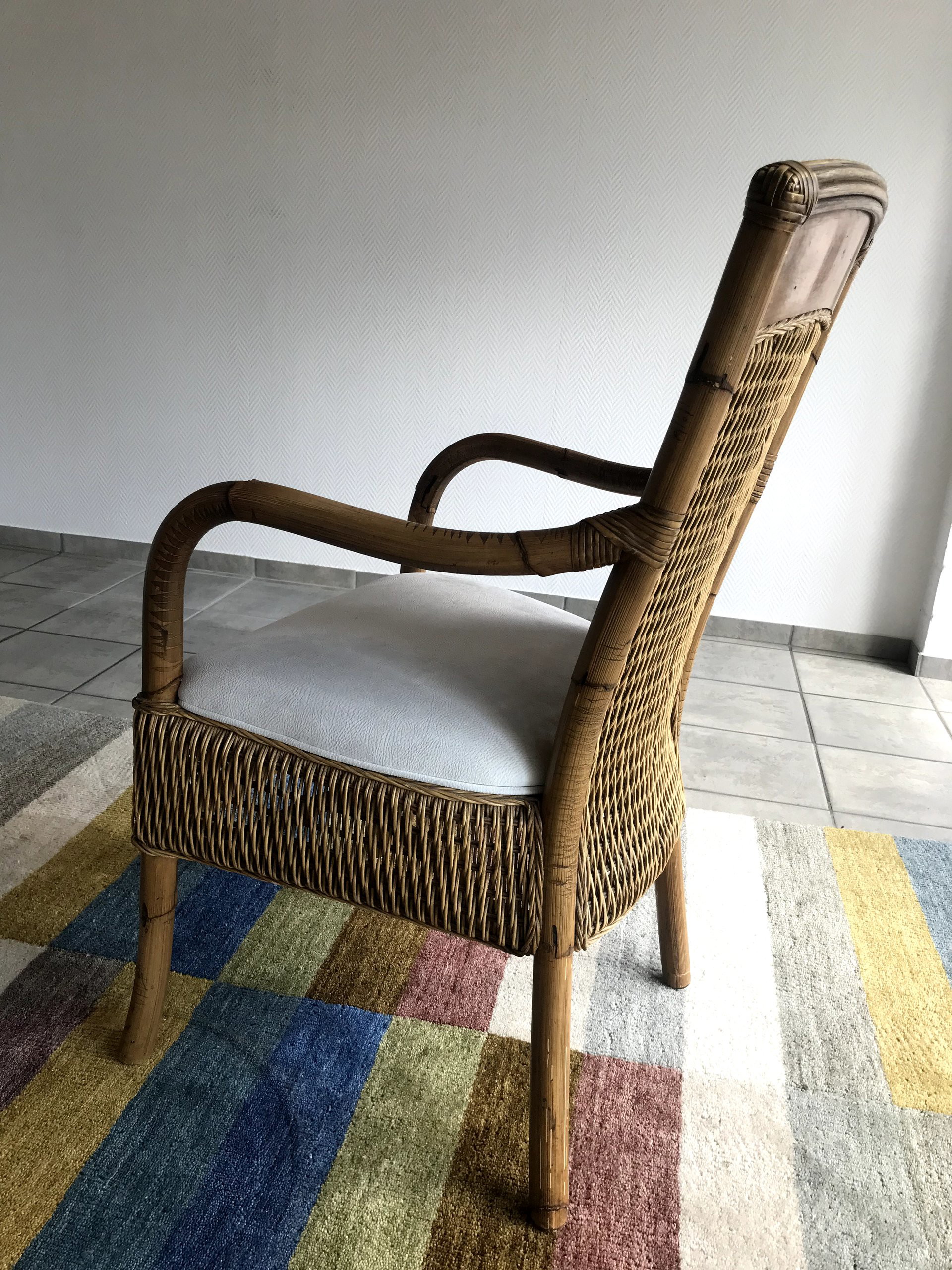 Byholma chair store