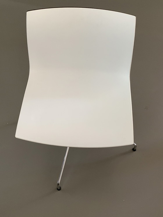 Image 1 of 6 Arper Catifa 53 Design chairs