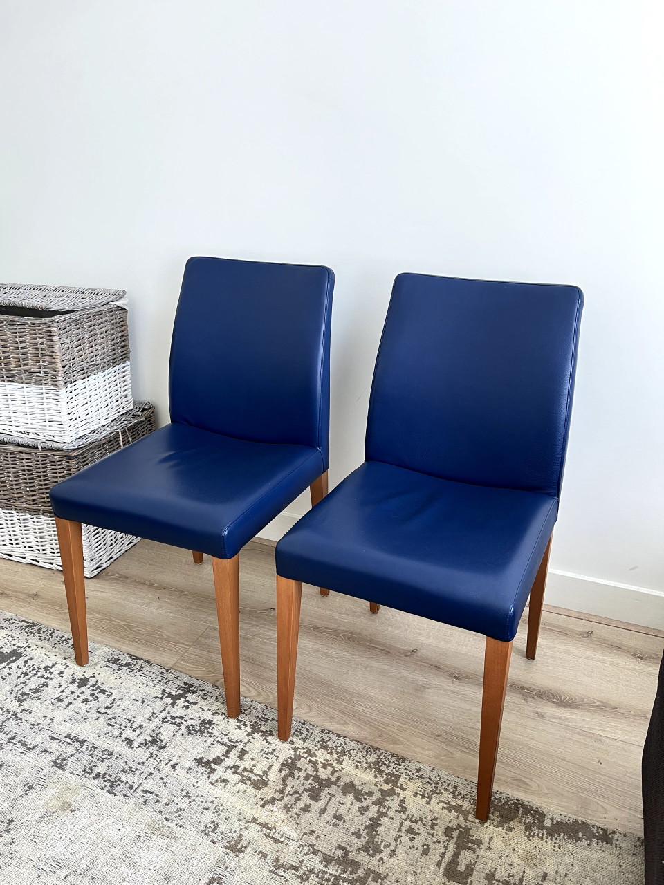 2x Vittoria Poltrona Frau chair | Whoppah