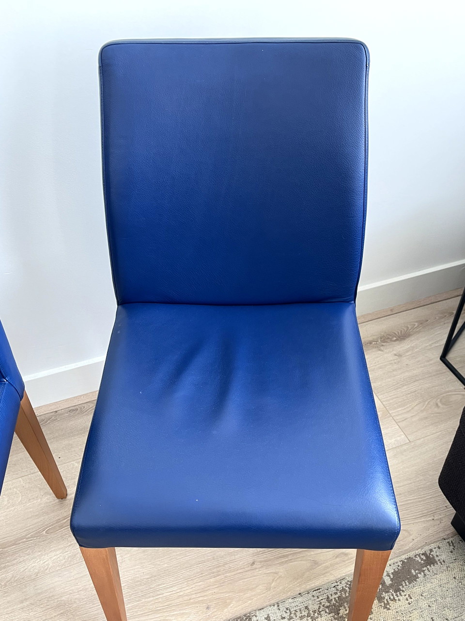 2x Vittoria Poltrona Frau chair | Whoppah