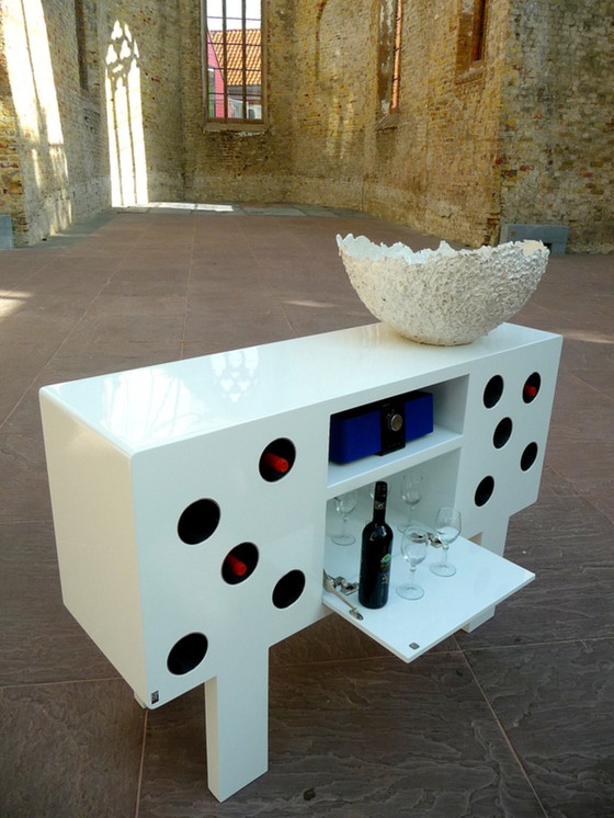 Image 1 of Design wine cabinet high gloss white