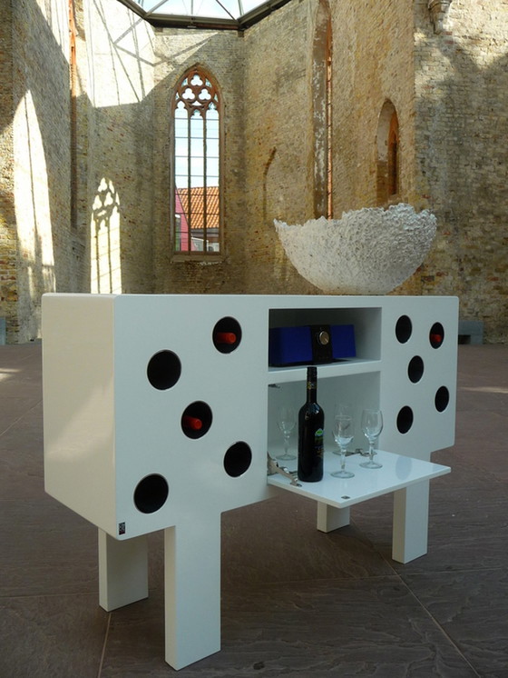 Image 1 of Design wine cabinet high gloss white