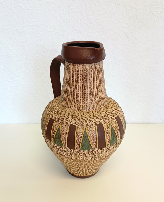 Image 1 of Sawa sgrafitto bottom vase