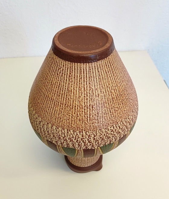 Image 1 of Sawa sgrafitto bottom vase