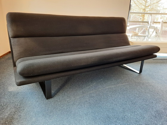 Image 1 of 2x Artifort Kho Liang C683 three-seater sofas