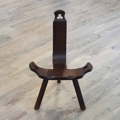 Brutalist Spanish tripod chair 