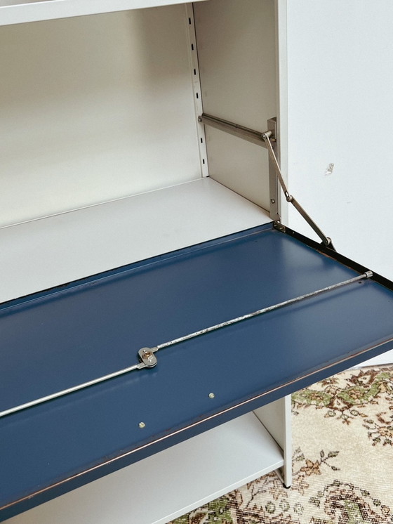 Image 1 of Armoire de bureau industrielle vintage