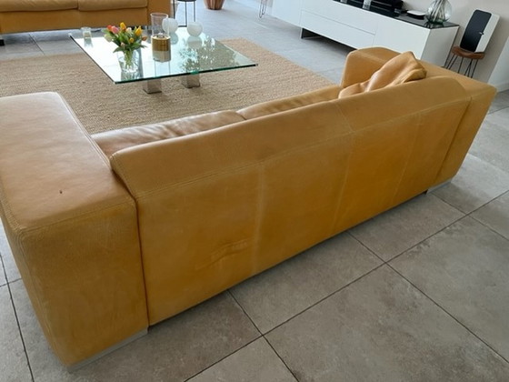 Image 1 of Machalke, 3 + 2.5 seater sofa + Hocker + 4 cushions, honey colour