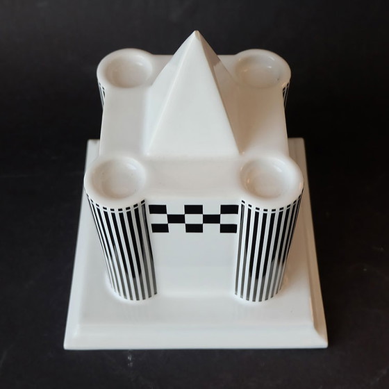 Image 1 of Heide Warlamis - Viënna Collection - Porcelain table piece