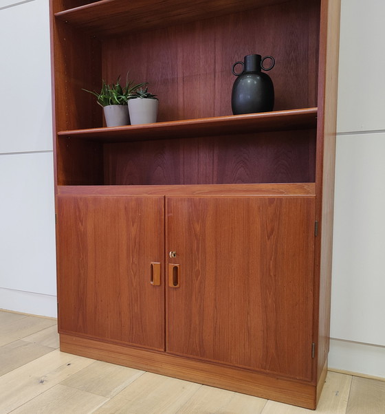 Image 1 of Meuble haut vintage danois - Mid Century | wall cabinet